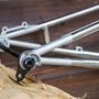 Cadre VTT Enduro Stainless Steel - Inox - finition polie - Reynolds 921 (...)