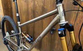 VTT All Mountain EGERIE TITANE INOX Complet - tout suspendu