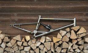 Cadre Enduro High Pivot Titane/Crmo fabriqué en France