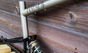 Cadre VTT Super Enduro en acier sur mesure fabriqué main en France