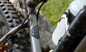 Cadre VTT en Crmo 4130 25CD4 fabriqué en France - hardtail endurigide enduro