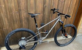 VTT All Mountain EGERIE TITANE INOX Complet - tout suspendu