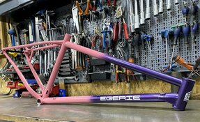 Cadre VTT en acier sur mesure fabriqué en France - hardtail endurigide enduro