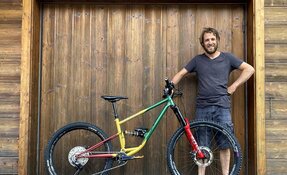VTT EGERIE enduro tout suspendu sur mesure en acier fabriqué en France