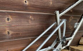Cadre VTT de Descente DH Titane/acier pour boite de vitesse fabriqué en (…)