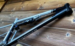 Cadre VTT tout suspendu Enduro 160mm en acier et sur mesure - Reynolds 853 (…)