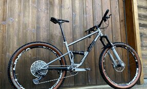 Cadre VTT All Mountain tout suspendu Titane et acier fabriqué en France