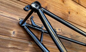 Cadre VTT tout suspendu Enduro tubes Reynolds et Columbus