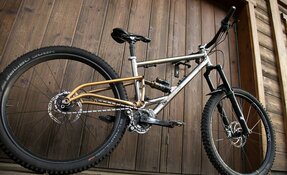VTT Enduro à Boite de vitesse - Titane/Crmo - fabriqué en France