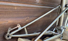 Cadre VTT Egerie tout suspendu en Titane et INOX Columbus XCR