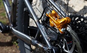 Cadre VTT en Crmo 4130 25CD4 fabriqué en France - hardtail endurigide enduro