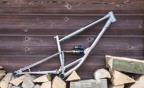 Cadre EGERIE ALLMOUNTAIN en Titane et acier INOX fabriqué en France