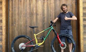 VTT EGERIE enduro tout suspendu sur mesure en acier fabriqué en France
