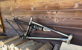 Cadre VTT Enduro 160mm en acier et sur mesure - Columbus Zona