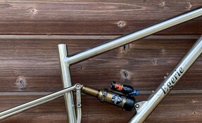 Cadre VTT Egerie tout suspendu en Titane et INOX Columbus XCR
