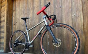 Vélo complet gravel titane fabriqué en France
