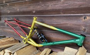 Cadre EGERIE enduro tout suspendu sur mesure en acier fabriqué en France
